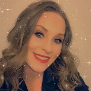 Meet your Posher, Stacey